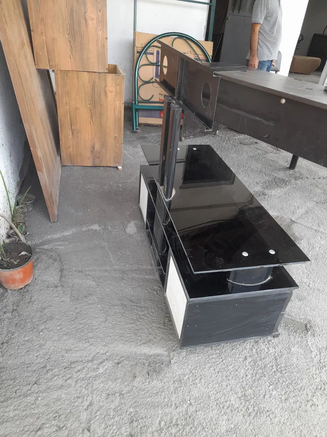 میز تلویزیون شیشه ای|مبلمان اداری|لاهیجان, بازکیاگوراب|دیوار