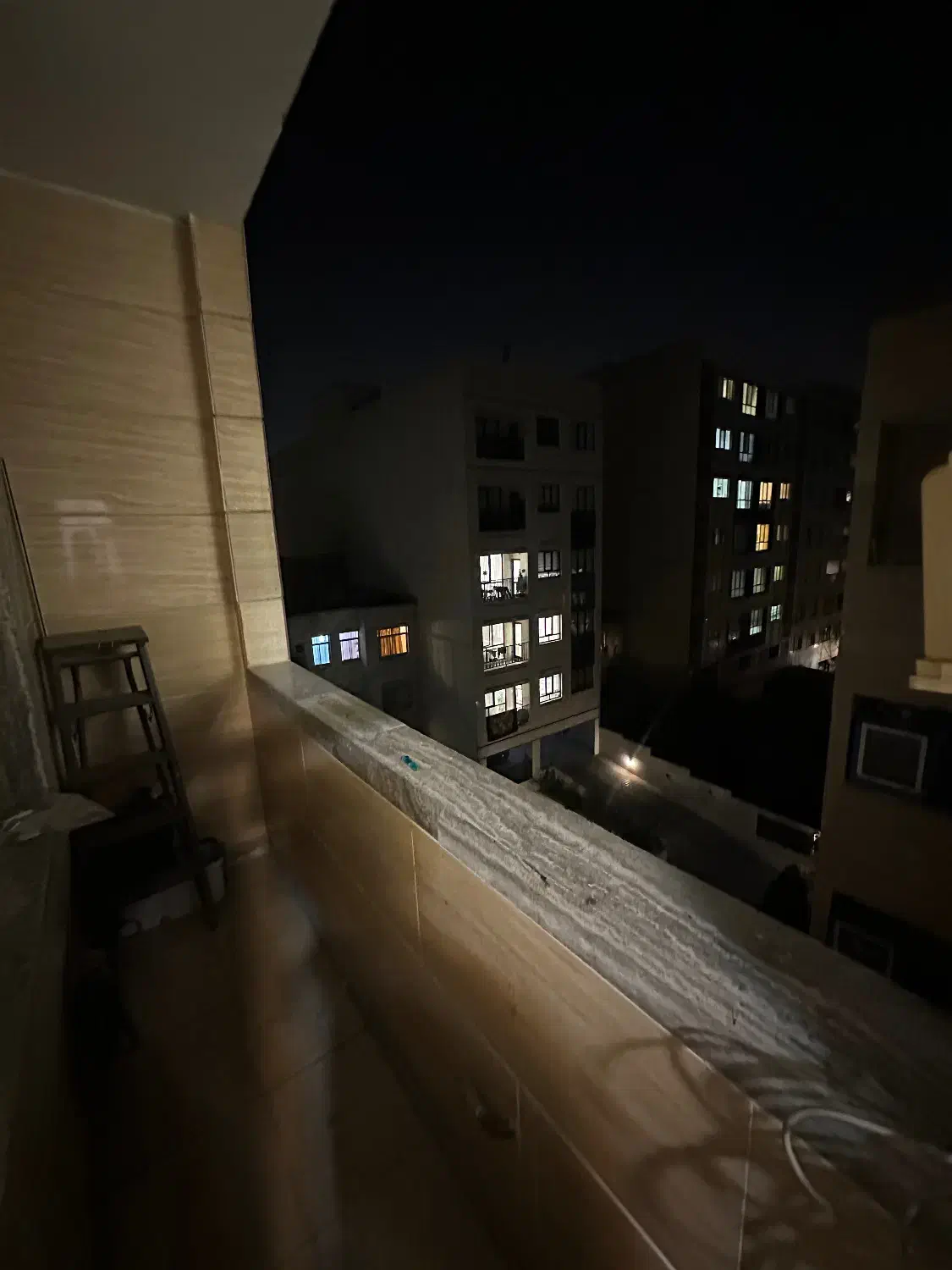 ۱۳۴ متر / ۳خواب / ۴متر سقف / فول امکانات