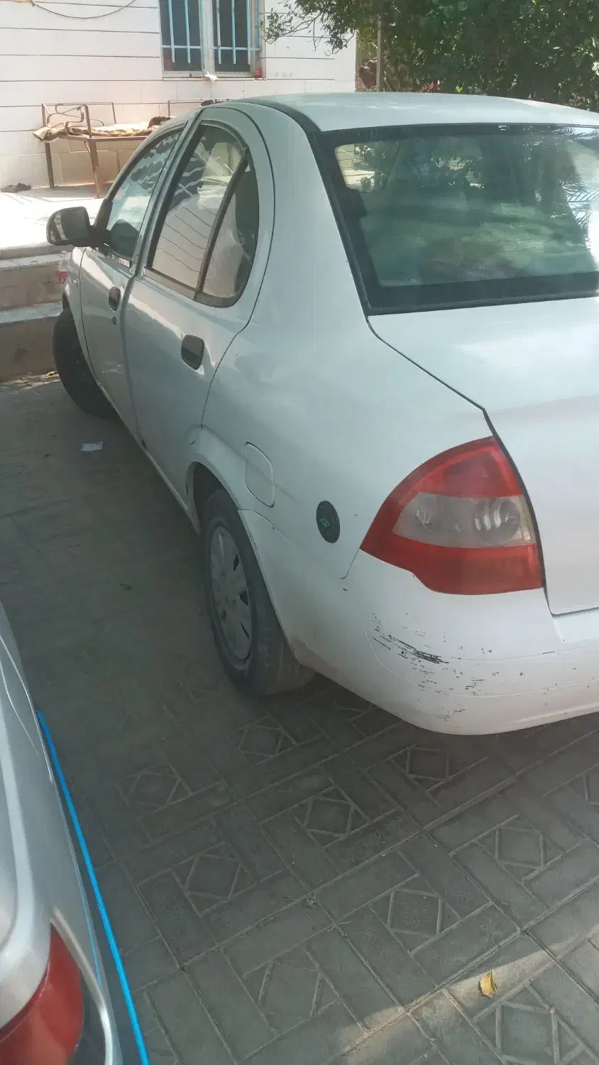 تیبا صندوق دار مدل۹۴|خودرو سواری و وانت|بم, |دیوار