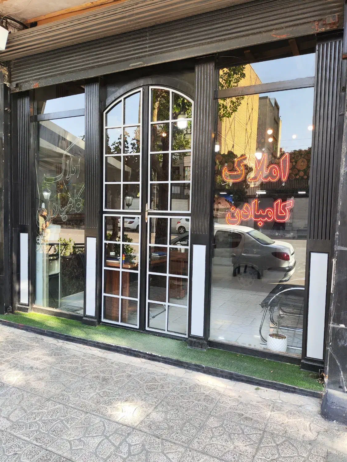 استخدام مشاوراملاک میدان مرکزی|استخدام بازاریابی و فروش|کرمانشاه, |دیوار