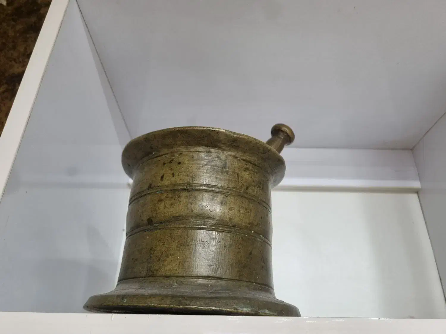 هاونگ صد ساله ساخت روسیه شوروی سابق|کلکسیون اشیاء عتیقه|آبادان, |دیوار