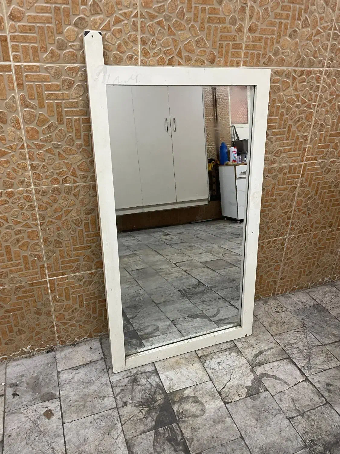 میز ناخن اینه ترولی دو عدد میزرمنش. و.|آرایشگاه و سالن‌های زیبایی|تهران, جوادیه تهرانپارس|دیوار