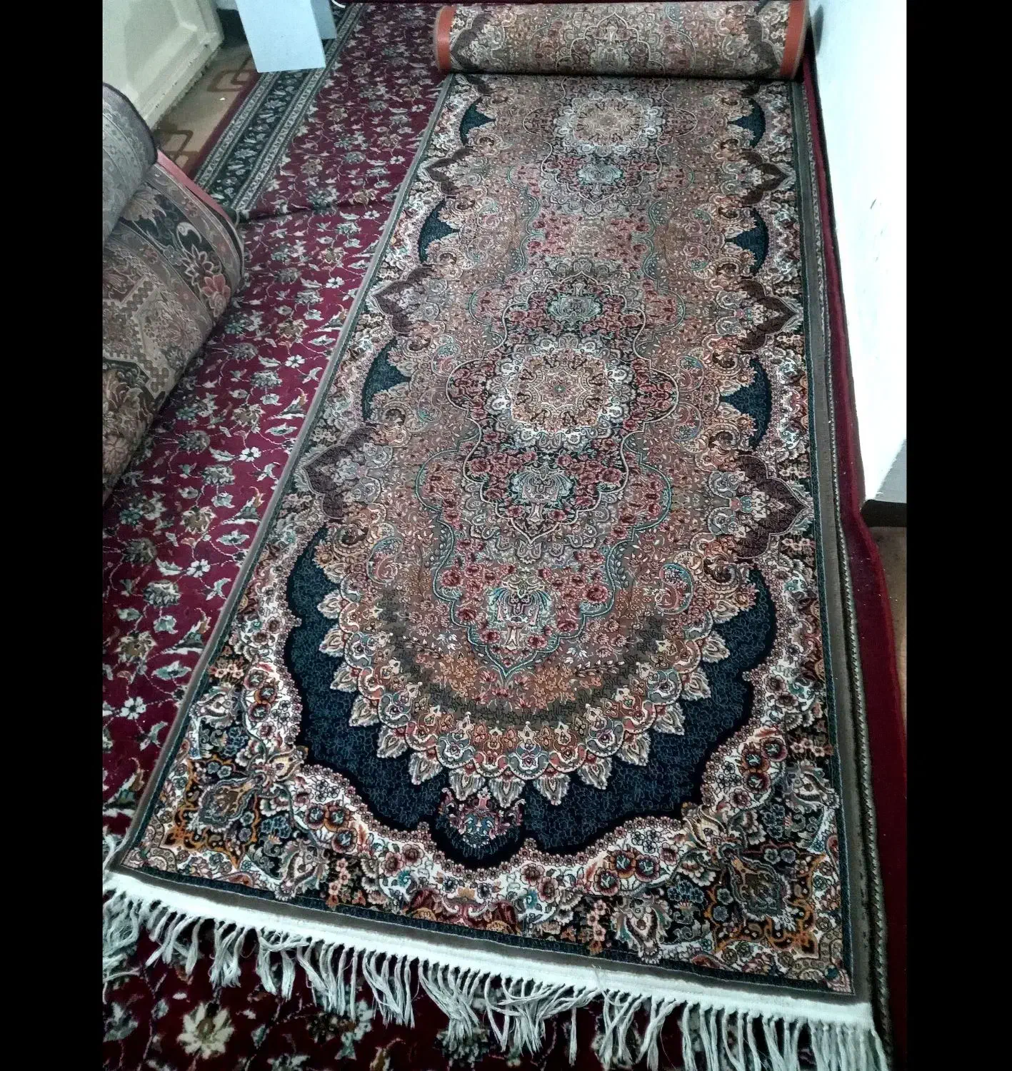 فرش راهرویی|فرش|اهواز, فاز ۲ پادادشهر|دیوار