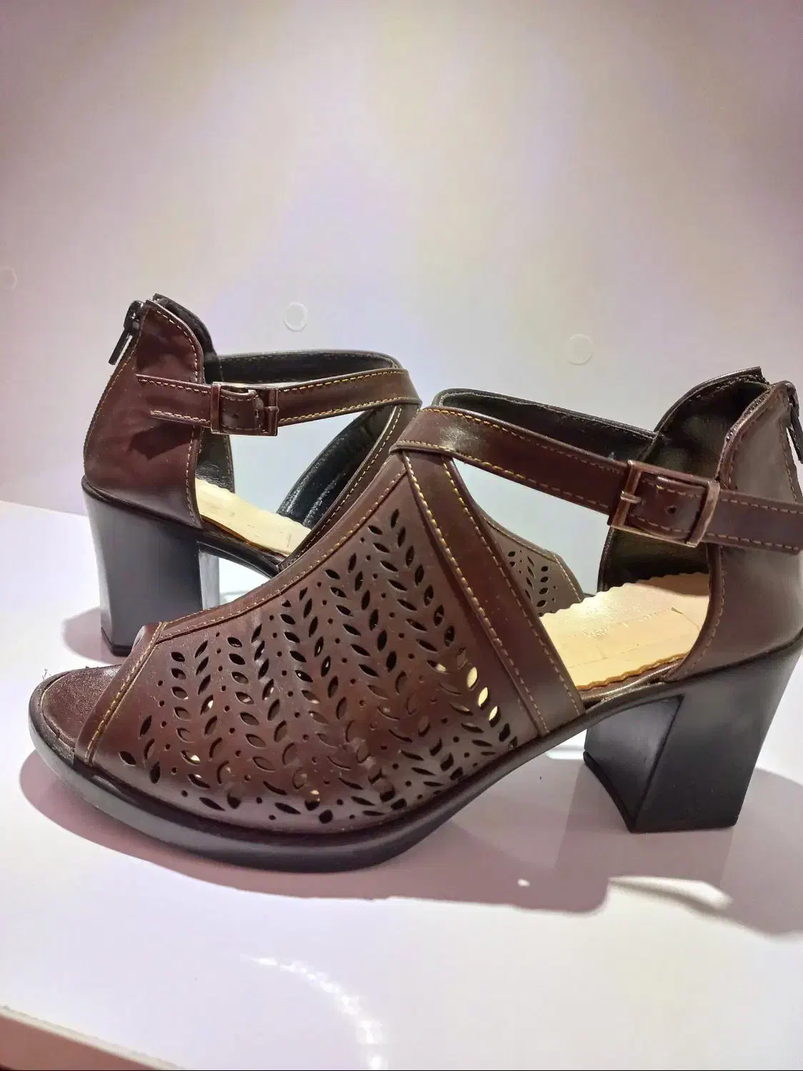 کفش و کیف و شلوار قیمت مناسب|کیف، کفش، کمربند|اراک, |دیوار