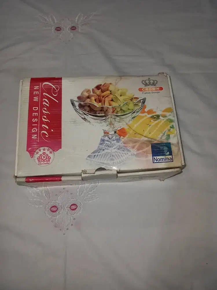 ظرف نو و در حد نو|ظروف سرو و پذیرایی|یزد, |دیوار