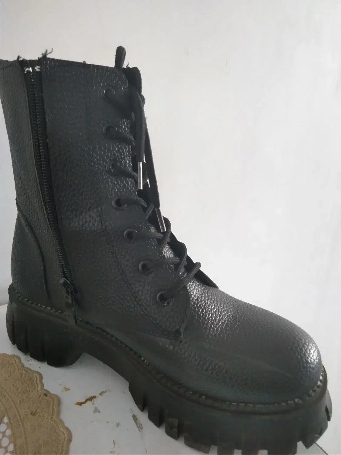 یک جفت بوت چرمی ساق بلند نو نو|کیف، کفش، کمربند|لنگرود, |دیوار