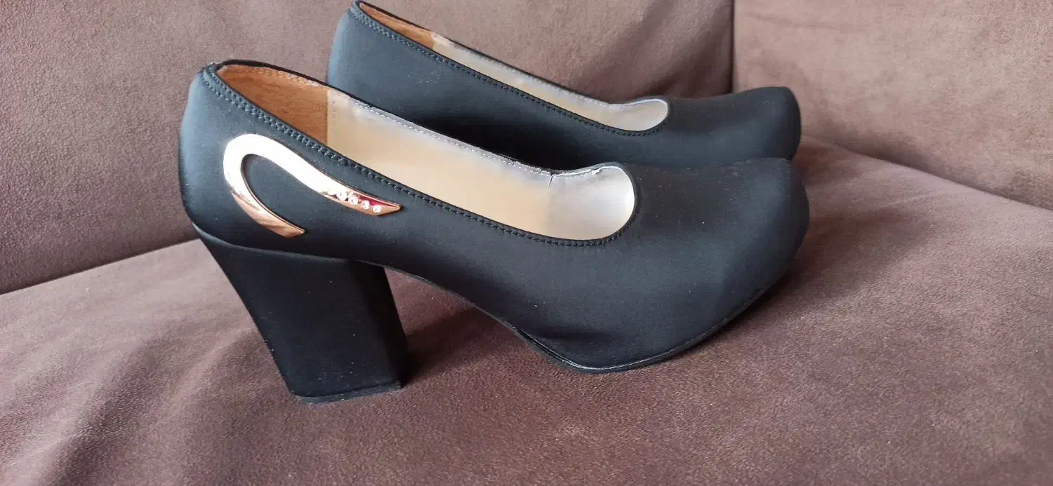 کفش مجلسی|کیف، کفش، کمربند|اردکان, |دیوار