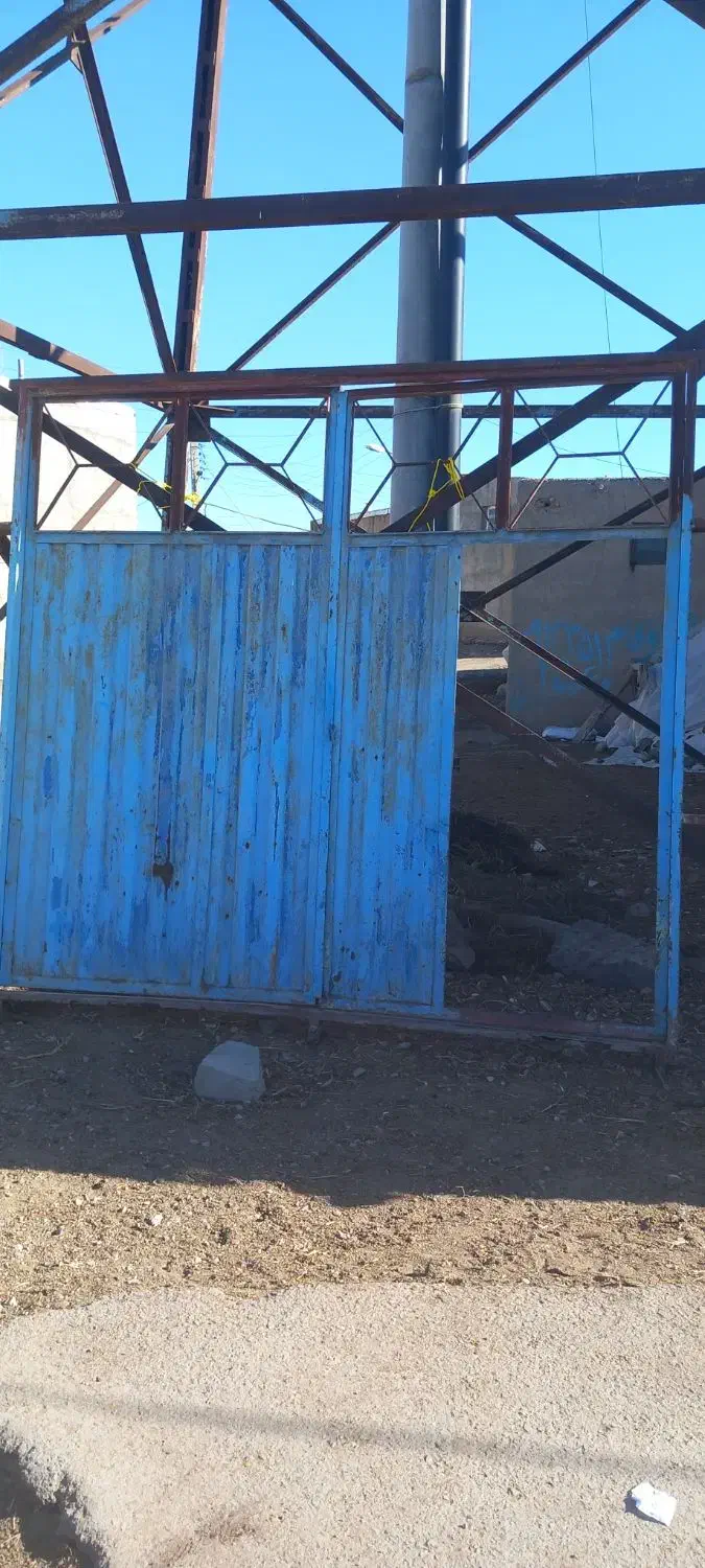 درب آهنی سنگین|مصالح و تجهیزات ساختمان|اردبیل, |دیوار