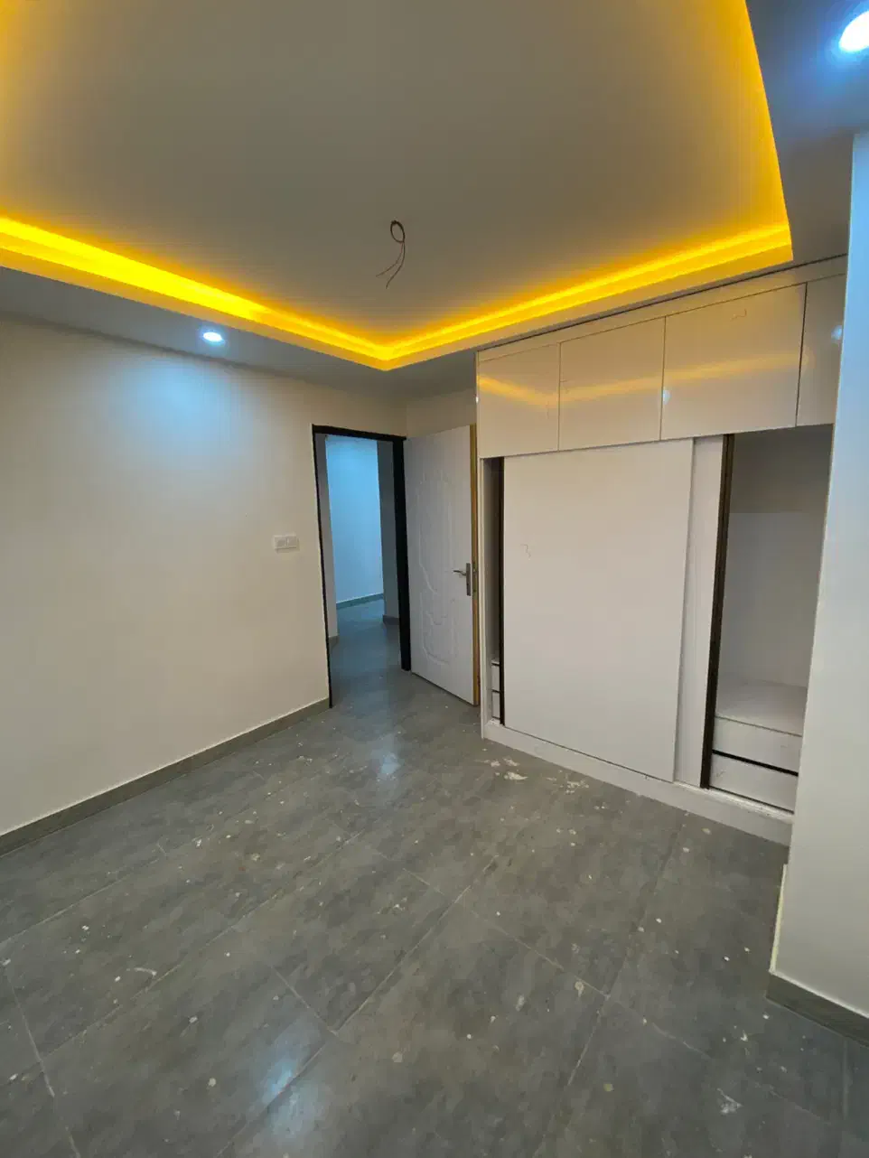 اپارتمان طبقه اول دوخوابه|اجارهٔ آپارتمان|تولم شهر, |دیوار