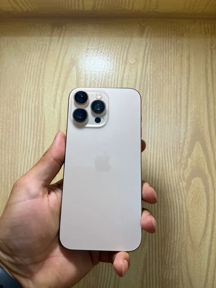 iPhone 16promax 256 ZAA ریجستر شده|موبایل|مشهد, سجاد شهر|دیوار