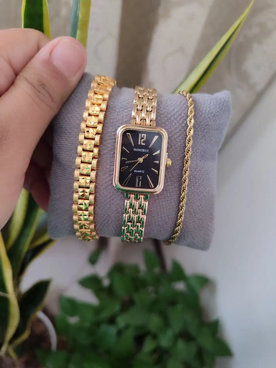 کادو روز مادر|ساعت|نیشابور, پارک منابع طبیعی|دیوار