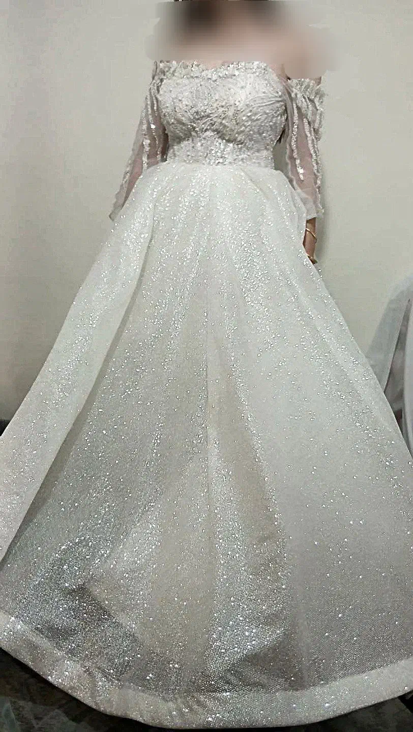 لباس عروس|لباس|باغستان, |دیوار