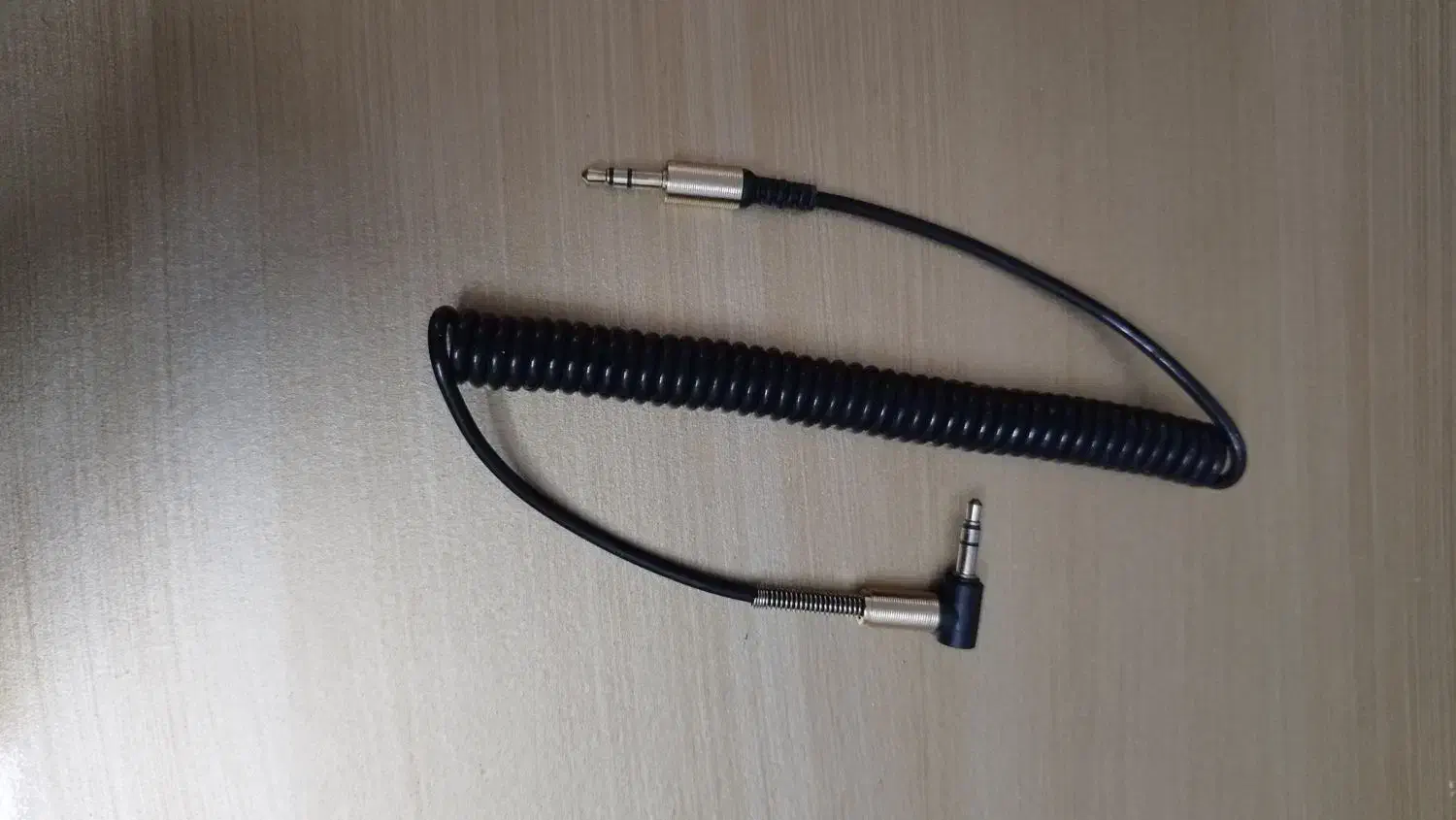 کابل aux|لوازم جانبی موبایل و تبلت|قم, حقیقت|دیوار