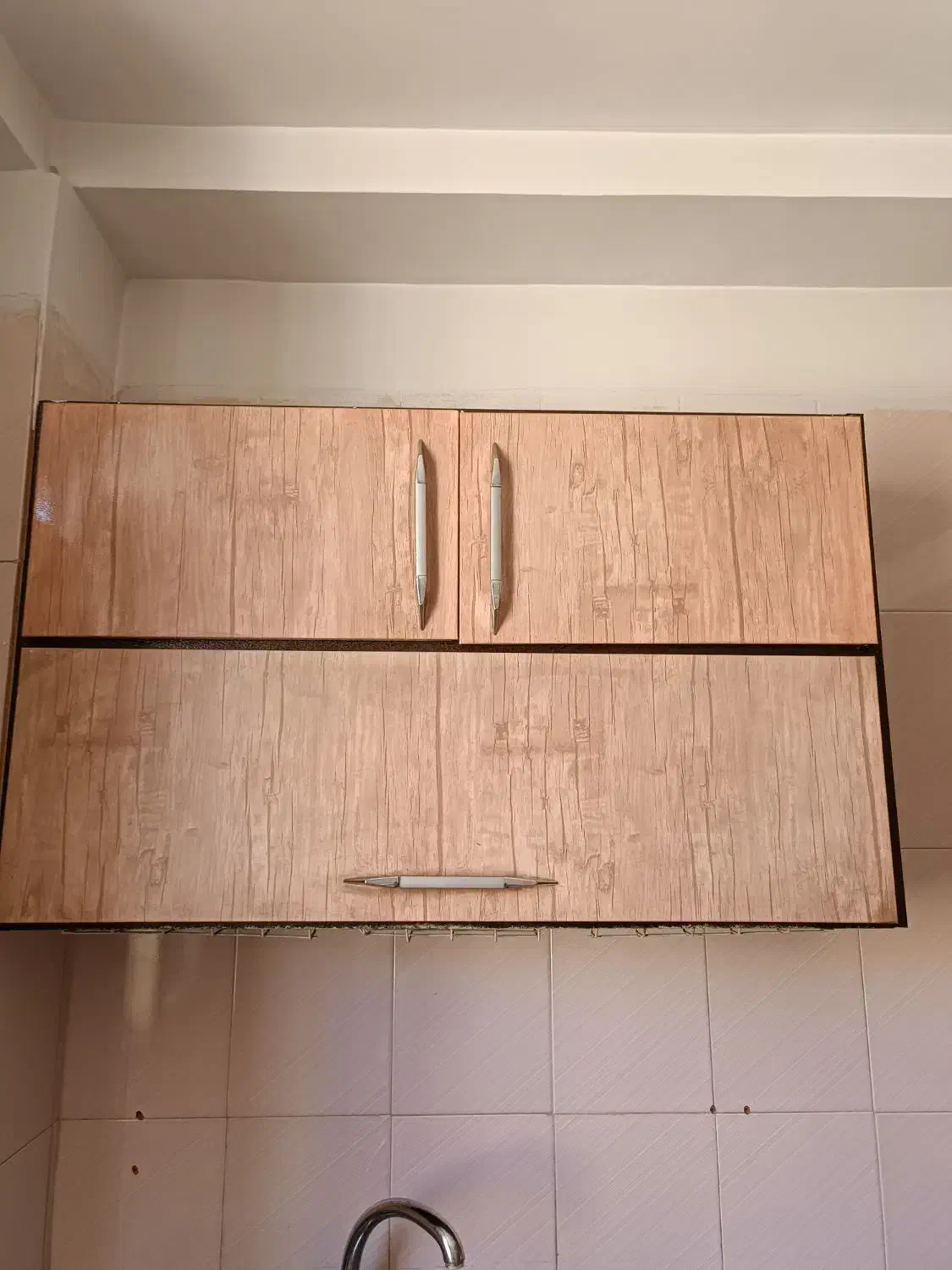 کابینت فلزی سه دره با اب چکان|مصالح و تجهیزات ساختمان|قرچک, شهرک گلها|دیوار