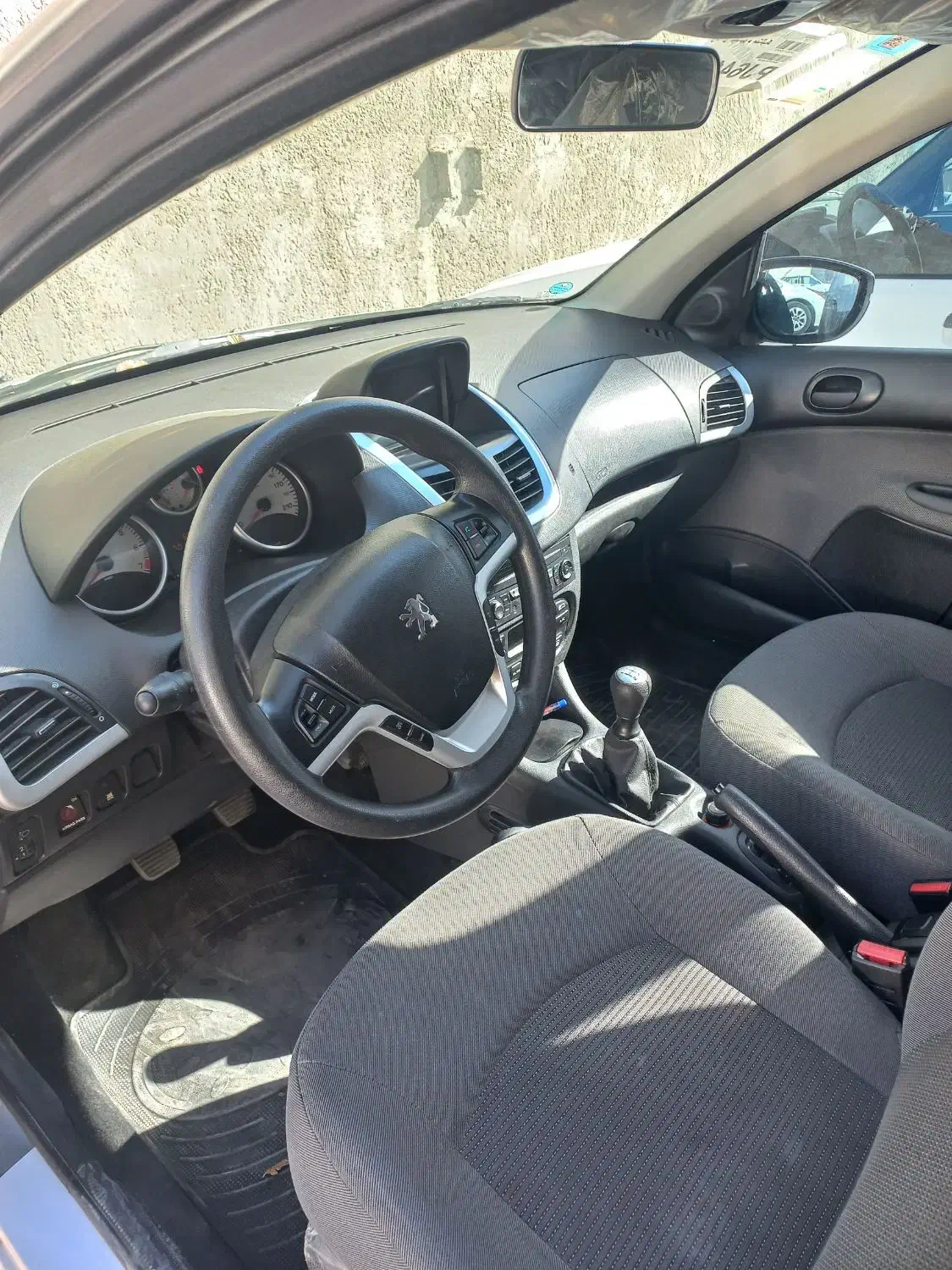 پژو ۲۰۷|خودرو سواری و وانت|اصفهان, کوی شهید کشوری|دیوار