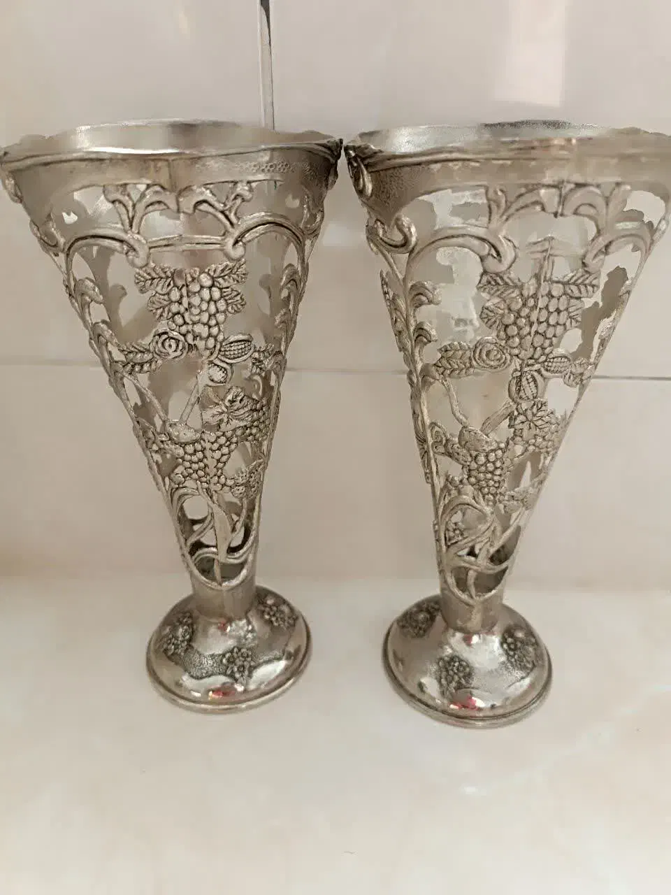 جا گلدانی سیلور قدیمی|کلکسیون اشیاء عتیقه|بروجن, |دیوار