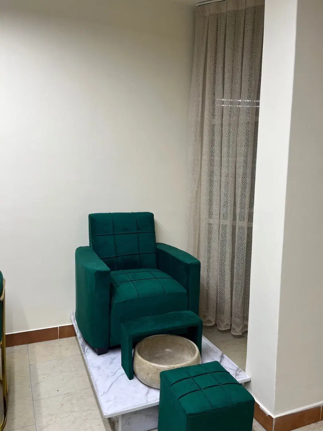 فروش مبل پدیکور|آرایشگاه و سالنهای زیبایی|تنکابن, |دیوار