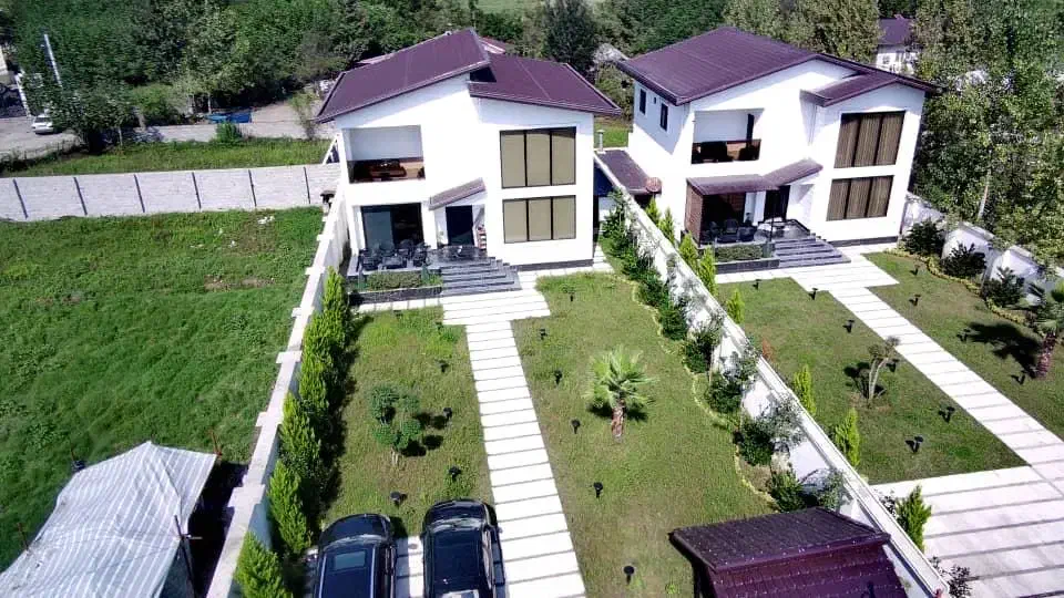 اجاره عمارت استخر دار ویو کوهستانی|اجارهٔ کوتاه‌مدت ویلا و باغ|رشت, کوی غلام نیا|دیوار