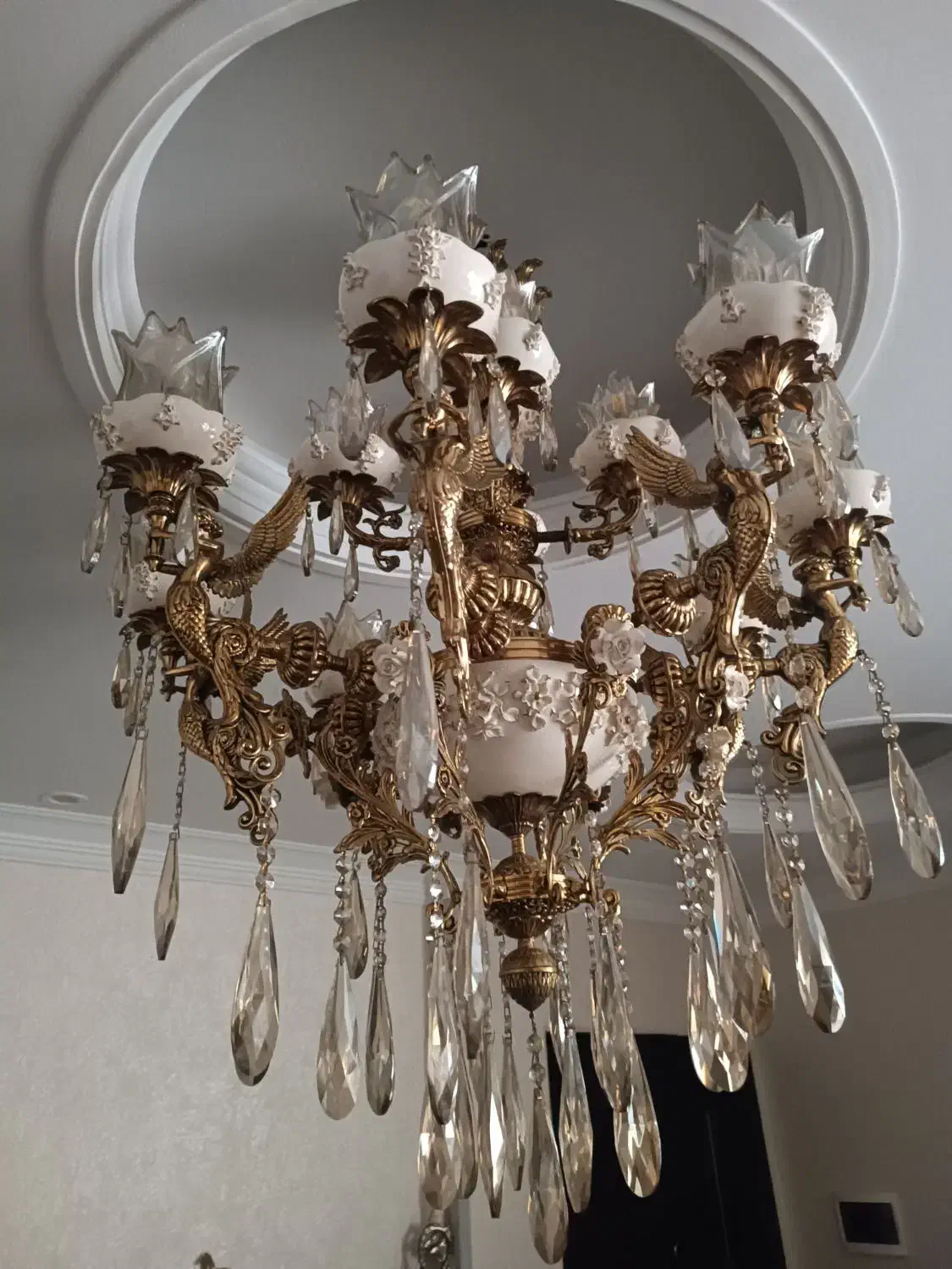 لوستر.وکنارمبلی|لوستر و چراغ آویز|ری, دیلمان|دیوار