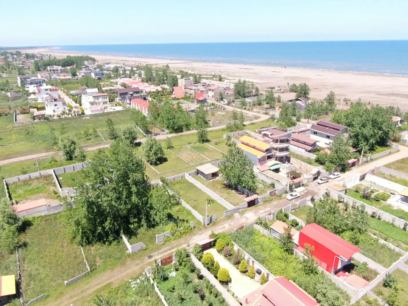 زمین ساحلی مساوی با طلا|فروش زمین و ملک کلنگی|لاهیجان, گلستان|دیوار