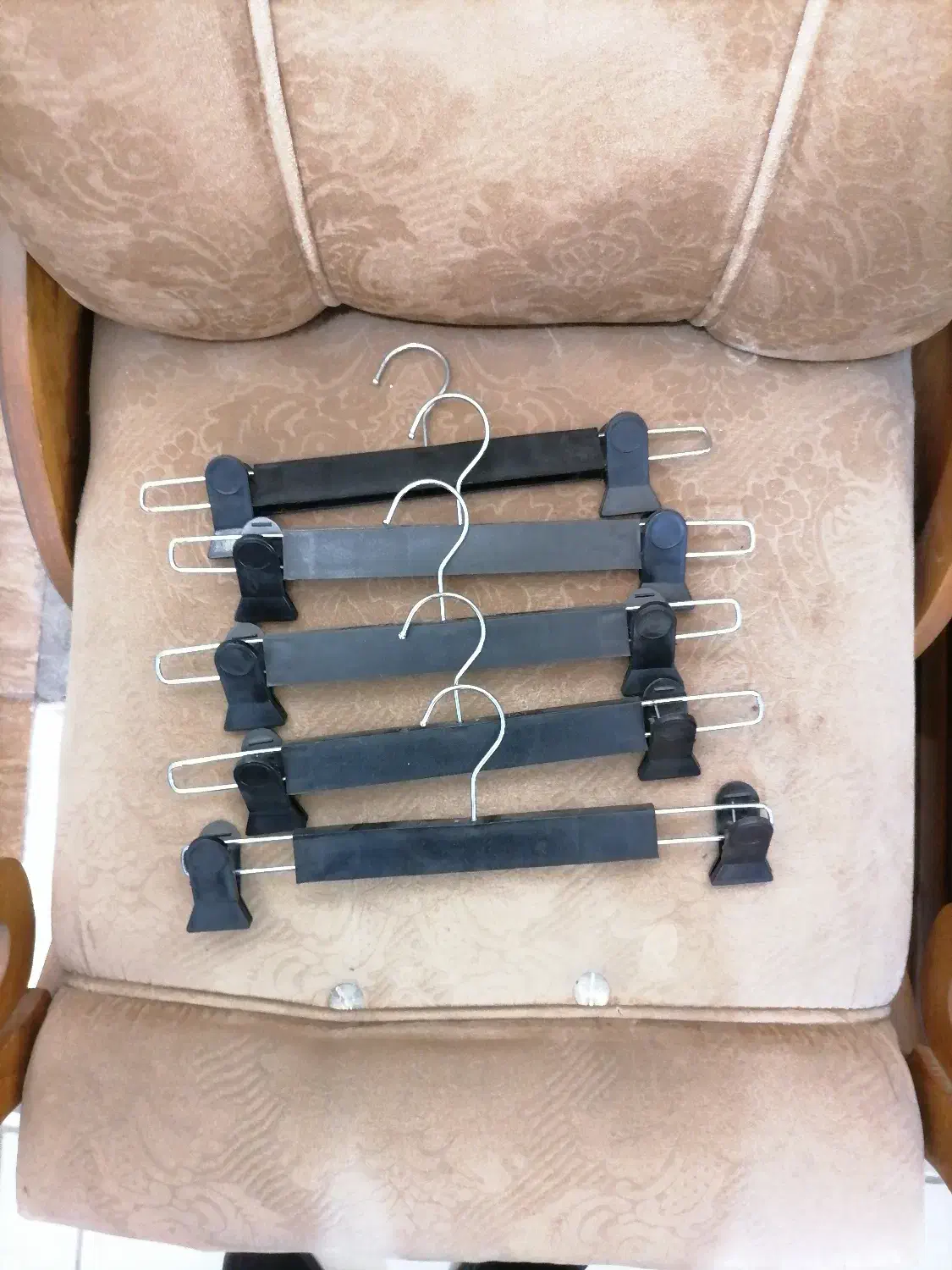 فروش تجهیزات پوشاک فروشی خانواده|فروشگاه و مغازه|مرودشت, بیست متری بیمارستان|دیوار