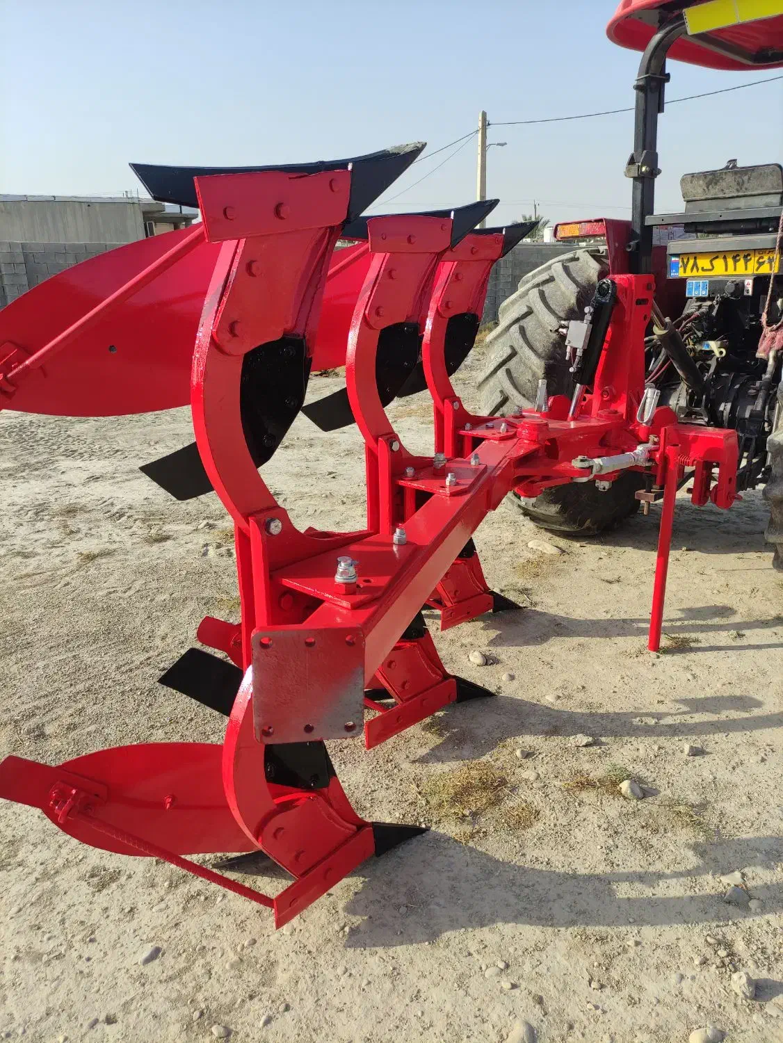 گاواهن برگردان دار دوطرفه سه خیش الپیرترکیه|ماشینآلات صنعتی|جره و بالاده, |دیوار