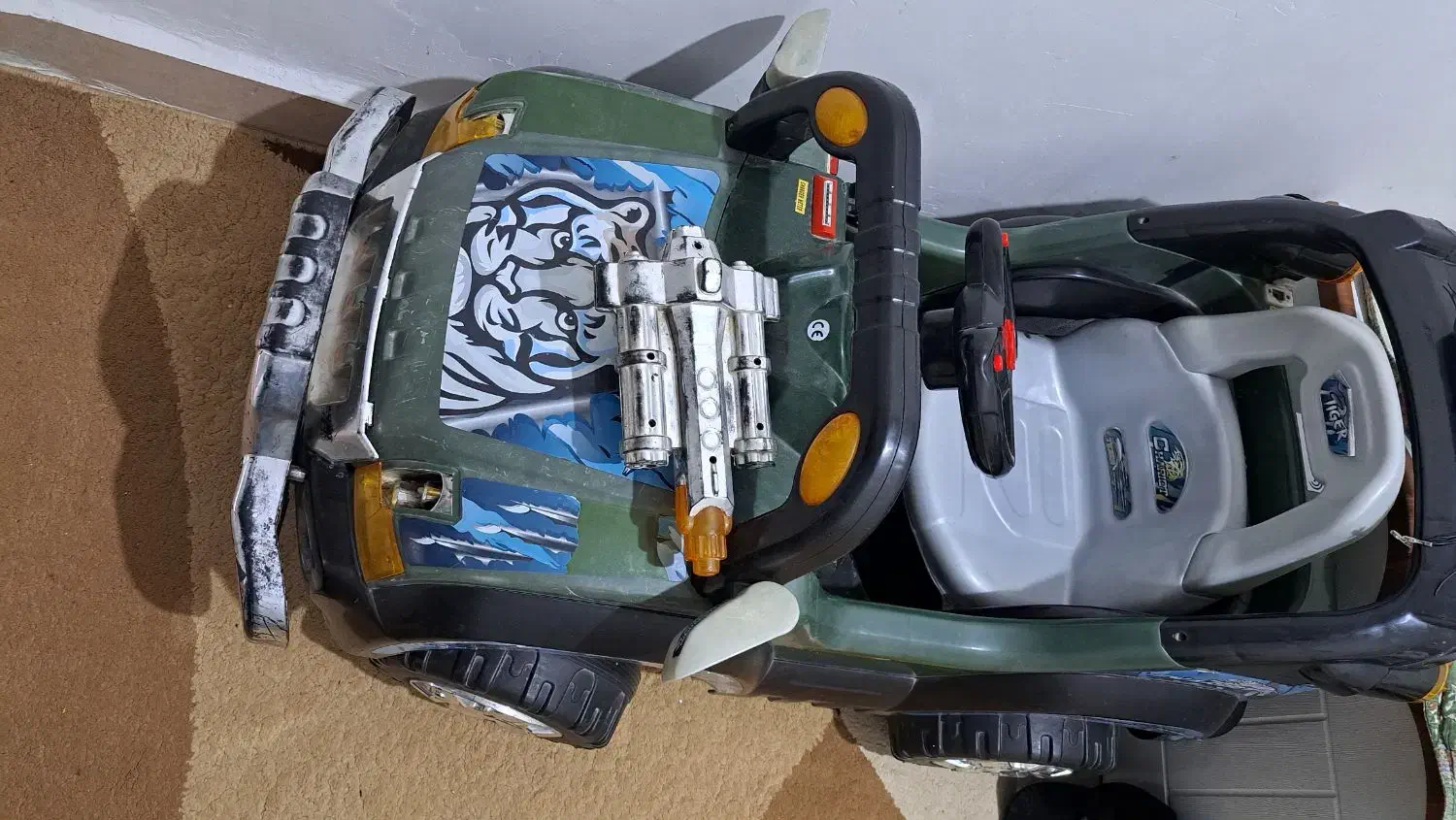 ماشین شارژی|اسباب‌بازی بچه|شاهین‌شهر, گرگاب|دیوار