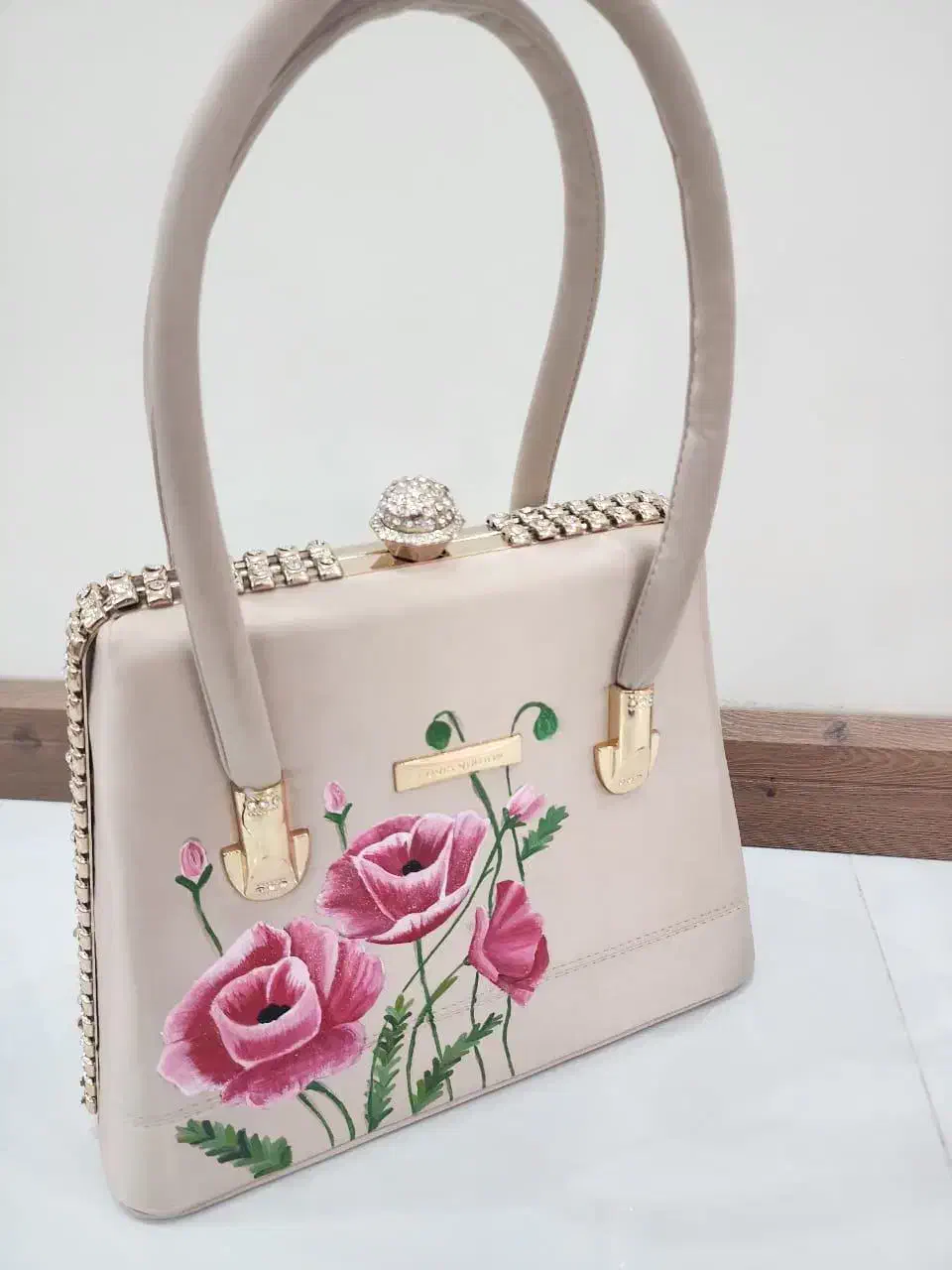 کیف نقاشی شده|کیف، کفش، کمربند|تهران, چهارصد دستگاه|دیوار