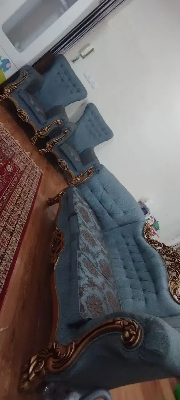 مبلمان راحتی ۸ نفره، سالم و تمیز|مبلمان خانگی و میز عسلی|اصفهان, خانه اصفهان|دیوار