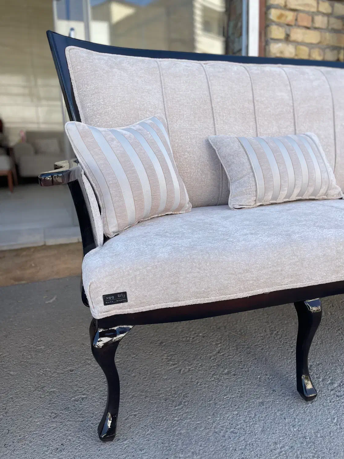 نیازمن‌ نیرو اقا در کارگاه تعمیر مبل(سامان)|استخدام صنعتی، فنی، مهندسی|سامان, |دیوار