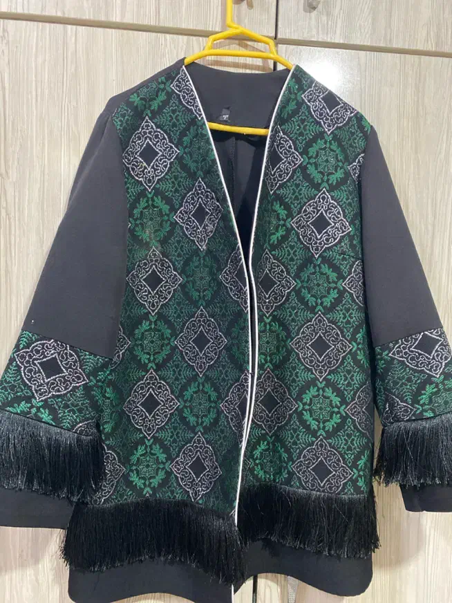 مانتو|لباس|مشهد, گلبرگ شمالی|دیوار