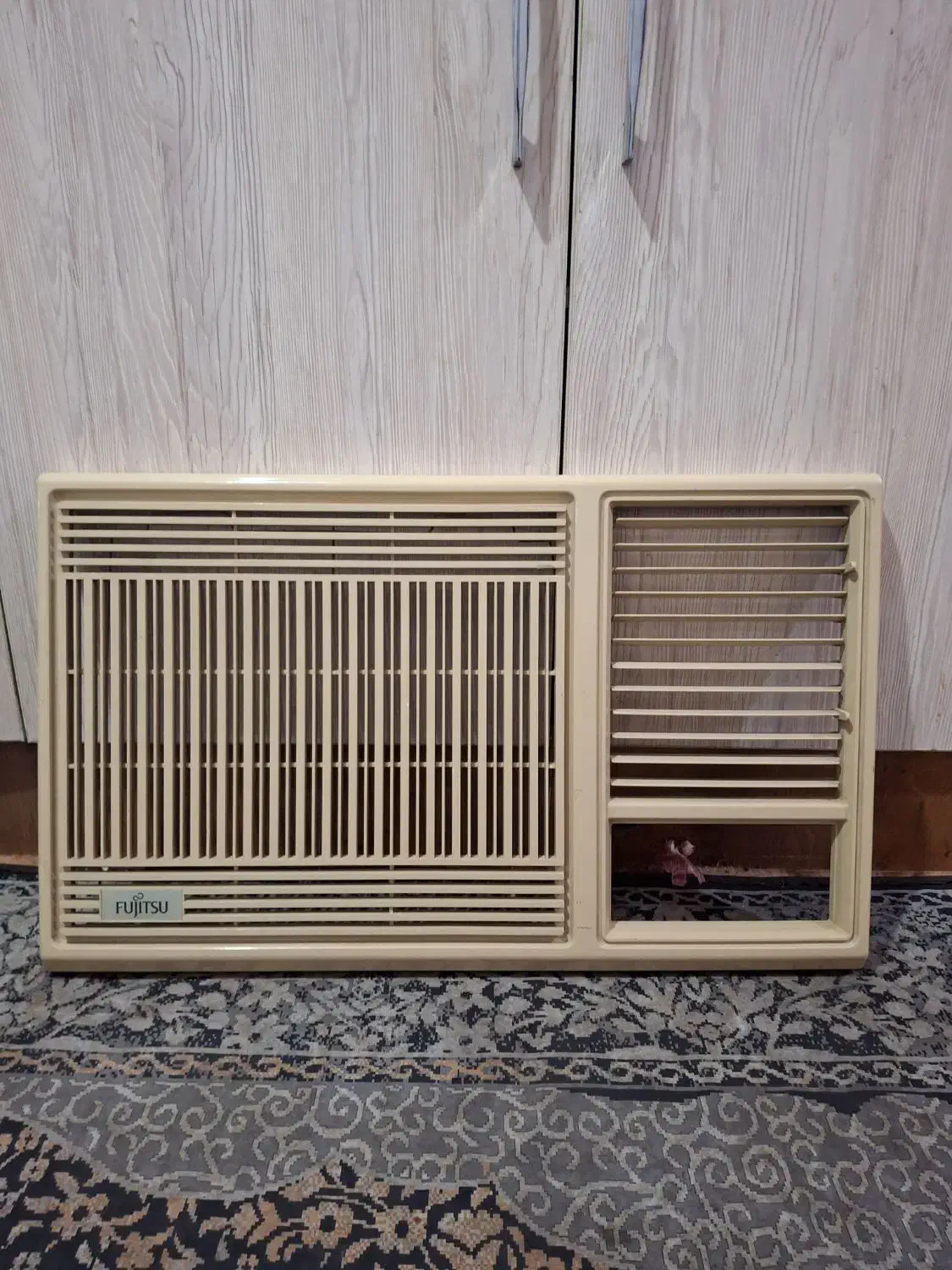 قاب کولر پنجره ای فوجیتسو ۱۷ هزار|کولر گازی و فنکوئل|اهواز, کوی مهدیس|دیوار