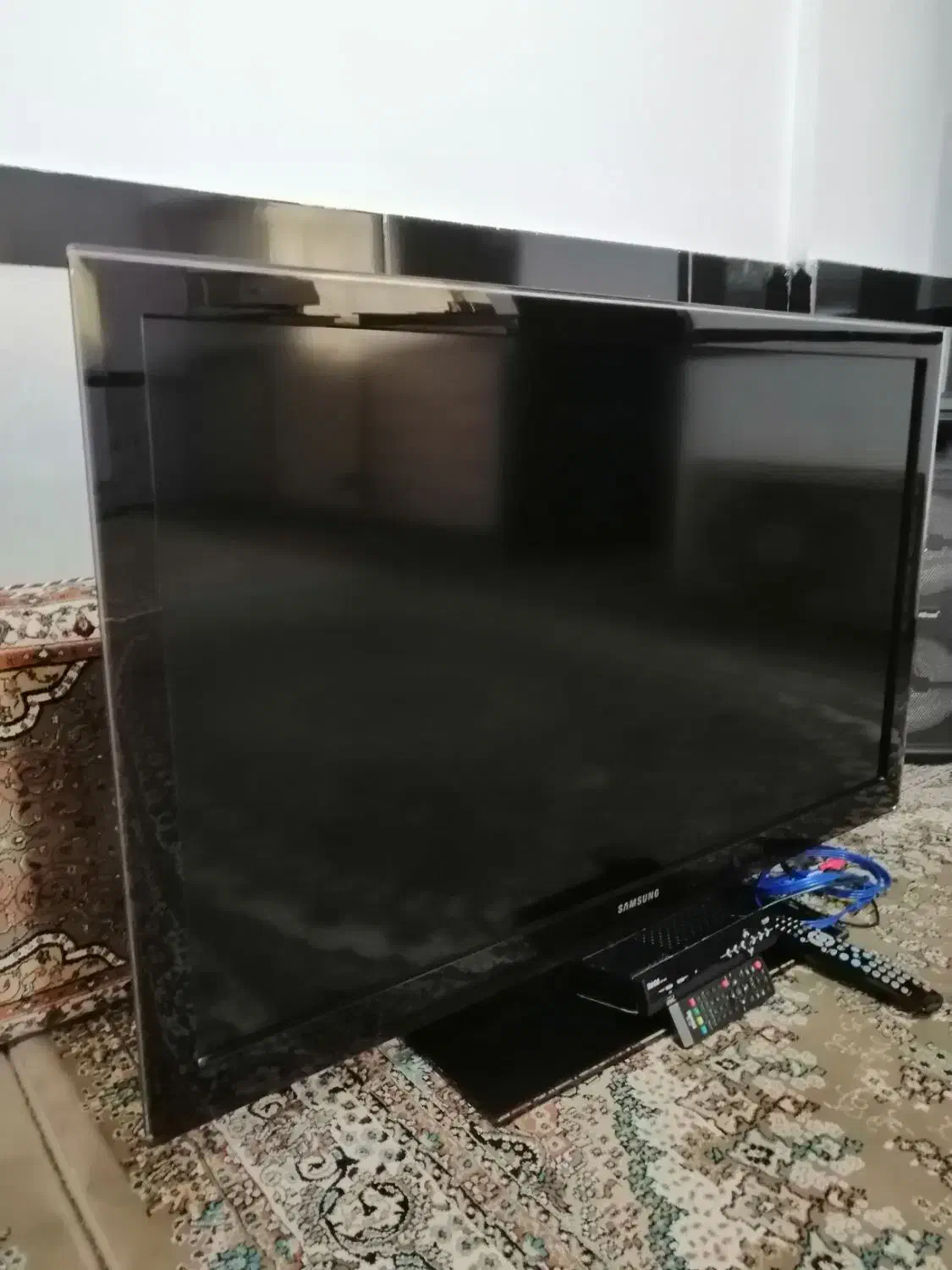 تلویزیون46سامسونگ|تلویزیون و پروژکتور|سنندج, |دیوار