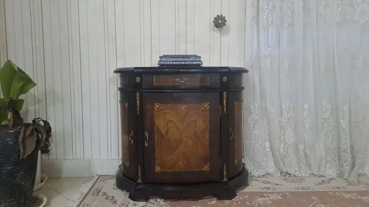 کنسول در حد نو|بوفه، ویترین، کنسول|قم, انسجام|دیوار