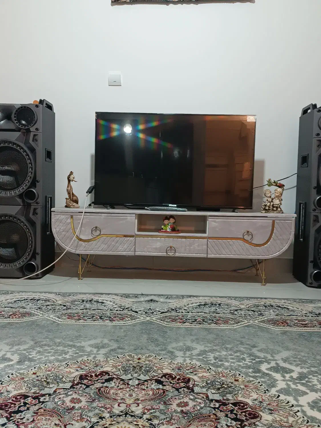 میزتلویزیون وجاکفشی|جاکفشی، کمد، دراور|همدان, |دیوار