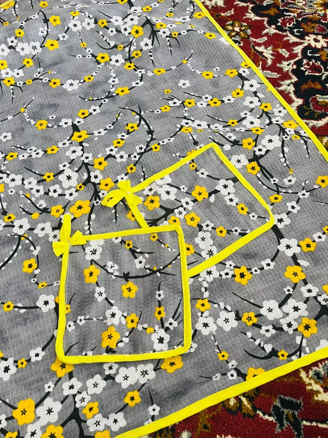 انواع سفره های پارچه ای دو رو|سفره، حوله، دستمال آشپزخانه|جنت, |دیوار