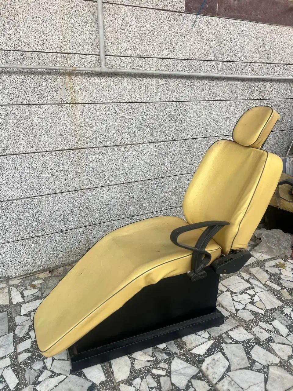 صندلی اصلاح و سرشور|آرایشگاه و سالن‌های زیبایی|مینودشت, |دیوار