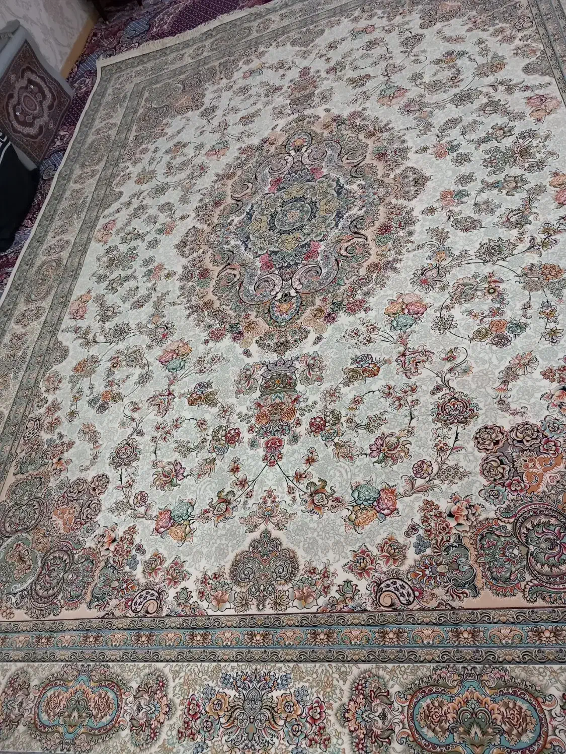 قالی ۱۲ متری یه عدد نو نو تراکم ۱۵۰۰شانه|فرش|اهواز, شریعتی جنوبی|دیوار