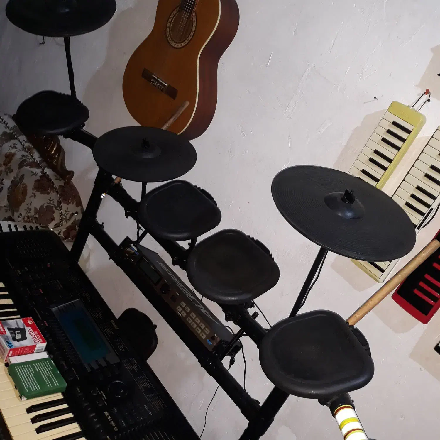 معرفی ارگ وساز کلیدی و درام|پیانو، کیبورد، آکاردئون|لاهیجان, بازکیاگوراب|دیوار