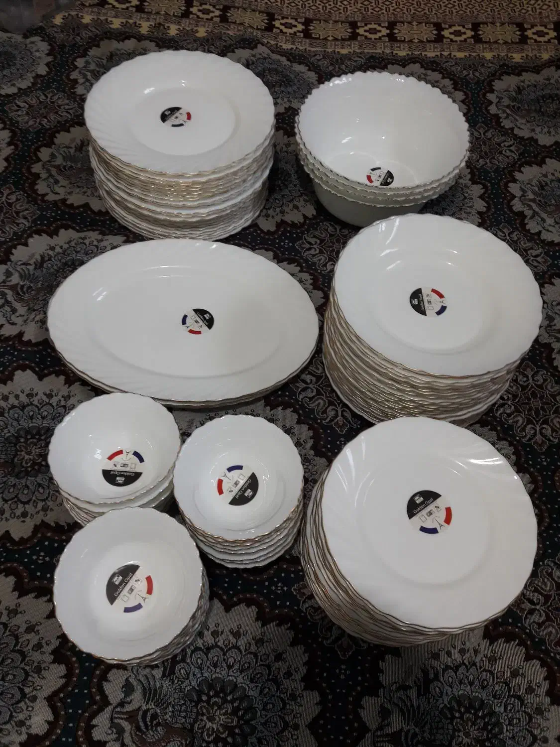 سرویس آرکوپال ۲۴نفره|ظروف سرو و پذیرایی|سقز, |دیوار