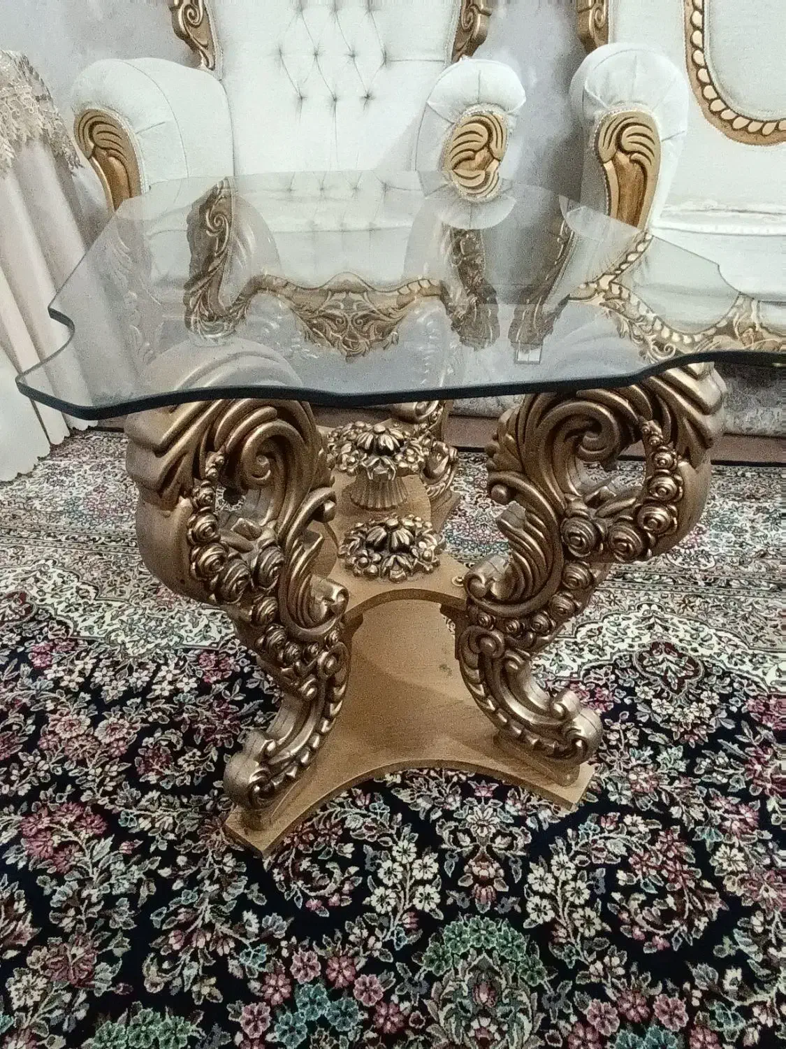 ست مبل و میز عسلی و ساعت|مبلمان خانگی و میز عسلی|زاهدان, |دیوار