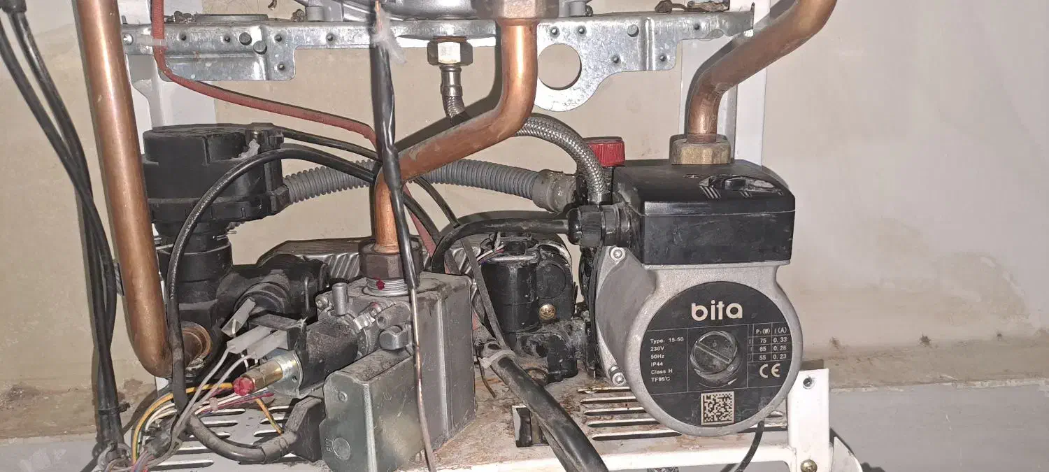 تعمیرات تخصصی پکیج و آبگرمکن گازی دیواری|خدمات پیشه و مهارت|پرند, فاز ۵|دیوار