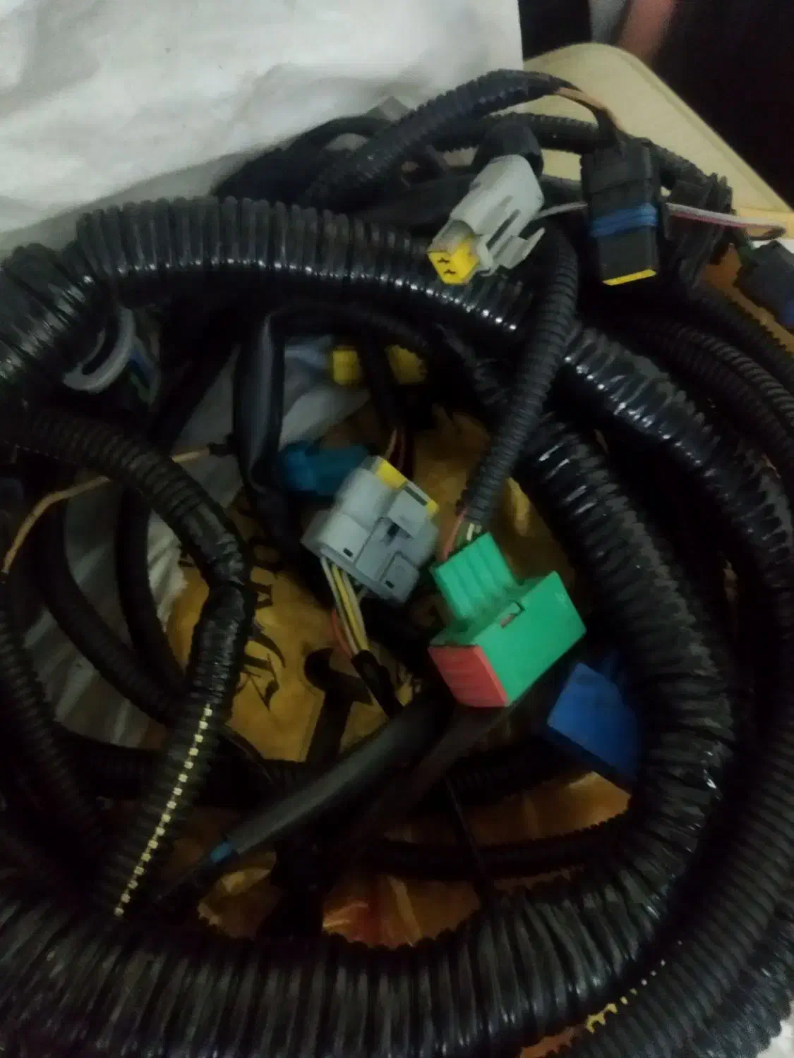 کفی صندوق 206و سبک کشی 206تیپ دو|قطعات یدکی و لوازم جانبی|شاهین‌شهر, فردوسی|دیوار