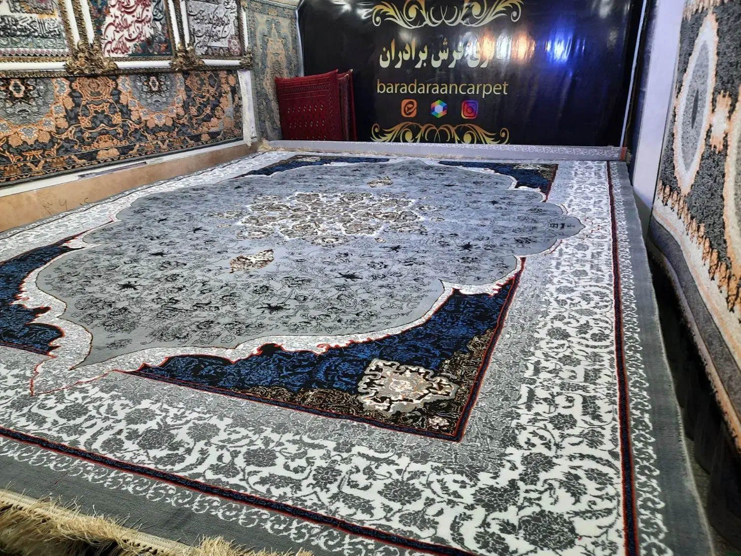 انبار فرش|فرش|مشهد, مصلی (کارمندان اول)|دیوار