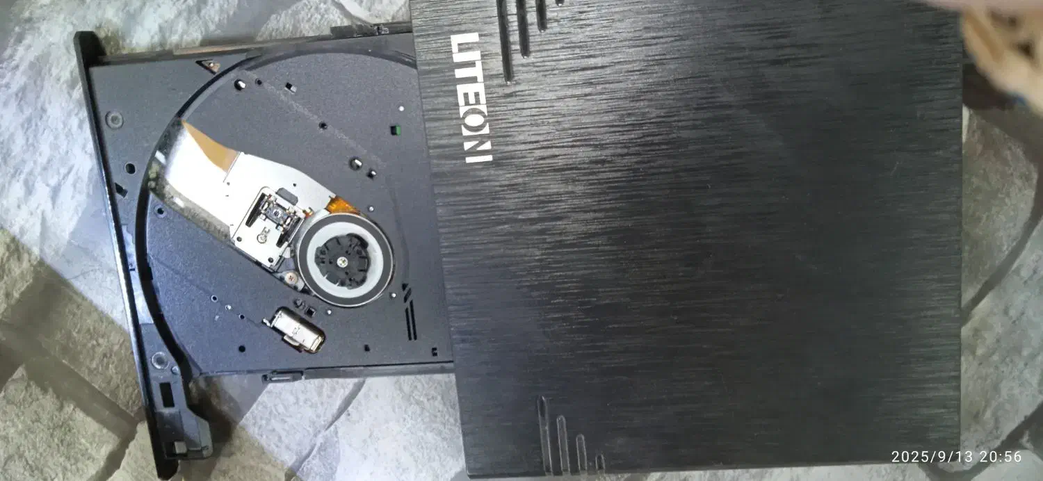 درایو DVD اکسترنال لایت ان مدل LiteOn|قطعات و لوازم جانبی رایانه|کوهدشت, |دیوار