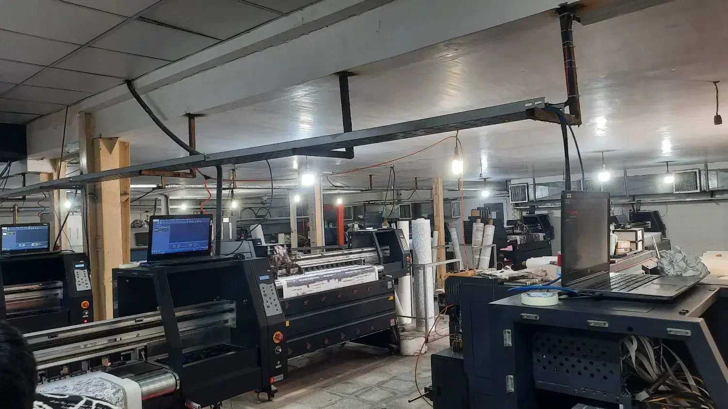 استخدام فوری چند نفر نیروی آقا مزایای کامل سرویس|استخدام صنعتی، فنی، مهندسی|قرچک, میرزائی جنوبی|دیوار