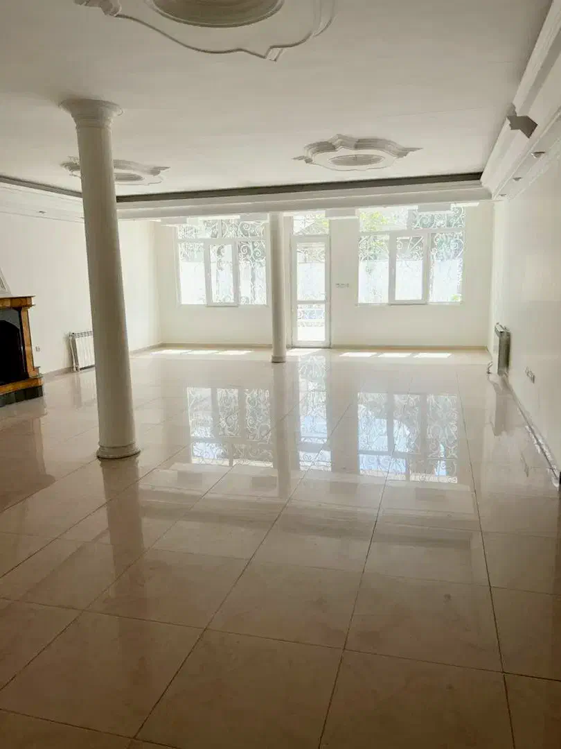 ویلا ۲۵۰متر ۴خ فاز ۴/شهرک غرب