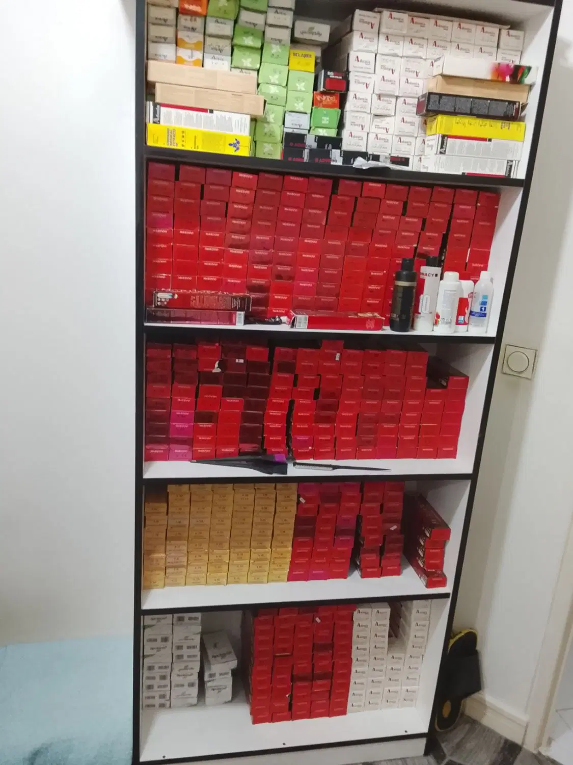 قفسه|کتابخانه، شلف، قفسههای دیواری|تهران, خواجه نظام الملک|دیوار
