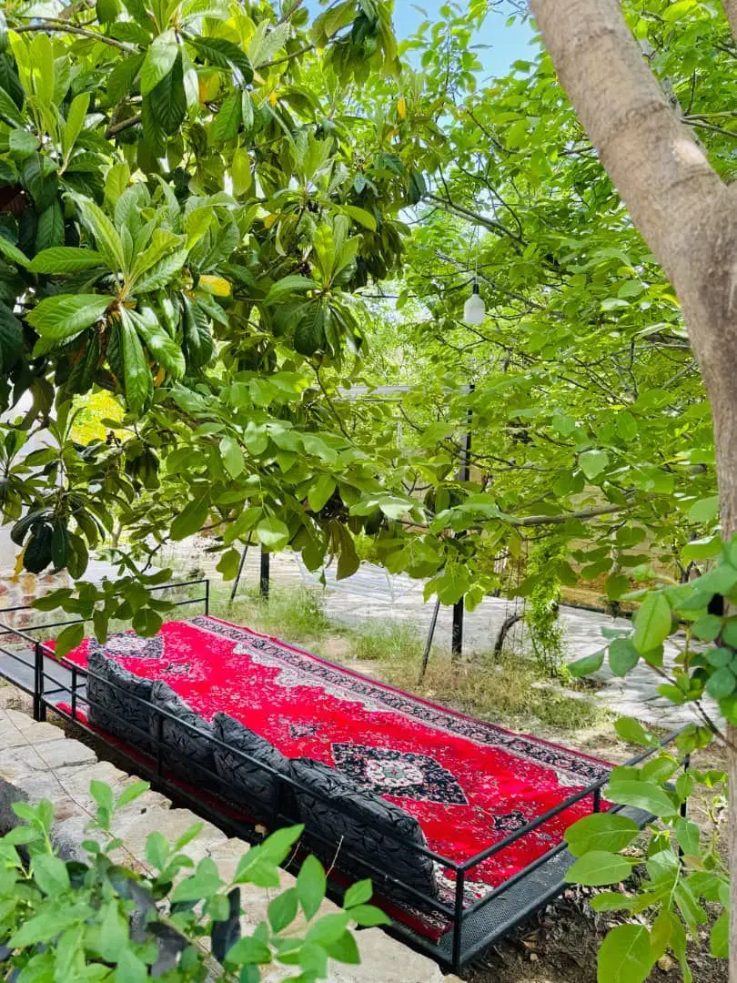 باغ ویلا لوکس دو خوابه صدرا|اجارهٔ کوتاه‌مدت ویلا و باغ|شیراز, شهرک ویلایی بهاران|دیوار