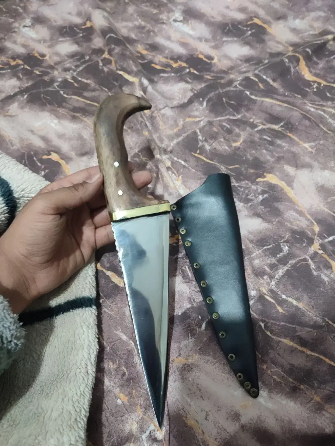 چاقو کارد سوزنی|کوهنوردی و کمپینگ|شیراز, فرگاز|دیوار